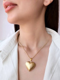 آویز گردنبند قاب عکسی (لاکت)، مدل قلب طرح دار، جنس استیل کد ۰۴